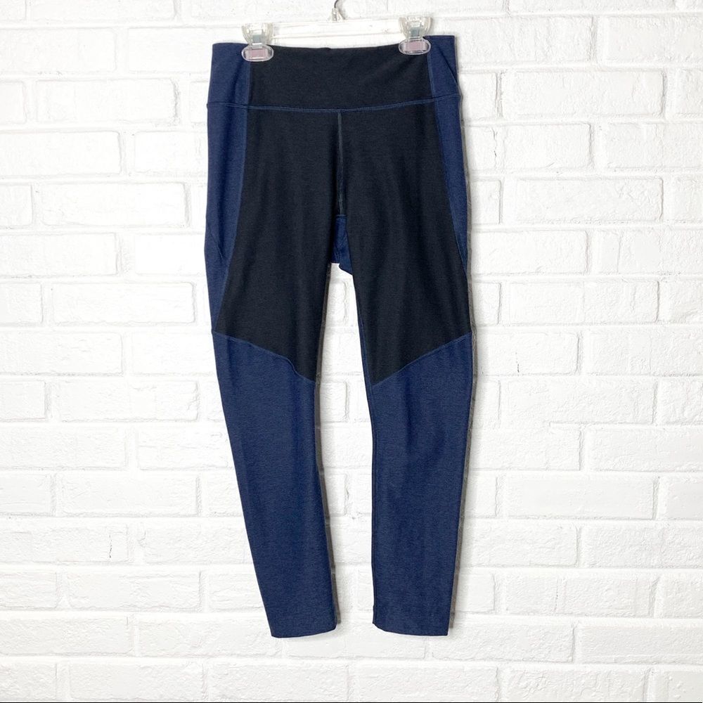Outdoor‎ Voices Tech Sweat Crop Legging Blue and Black size Small